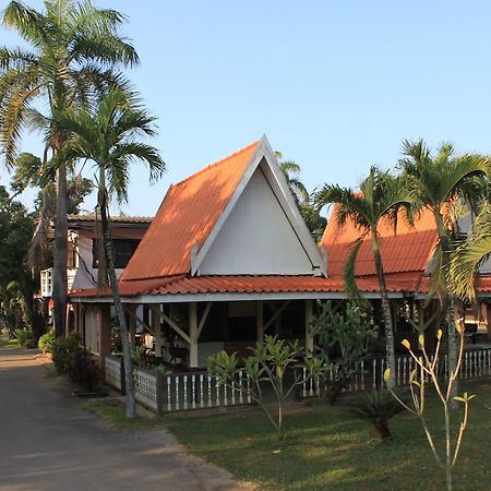 Chaisuk Bungalow Aranyaprathet Exterior photo