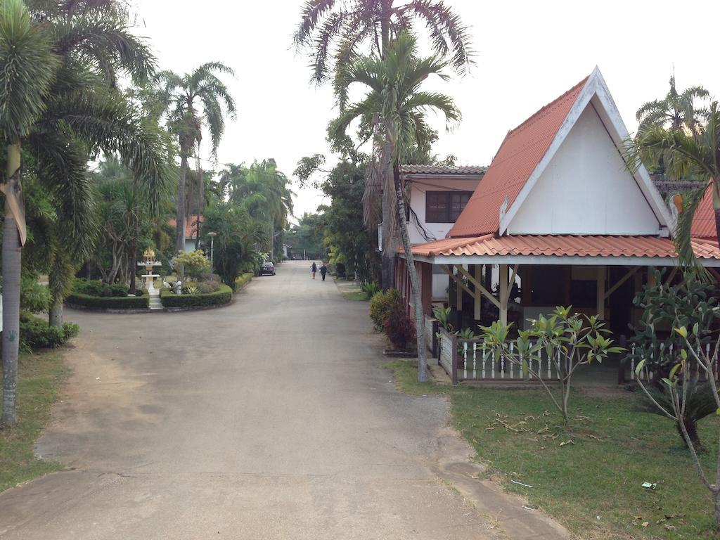 Chaisuk Bungalow Aranyaprathet Exterior photo